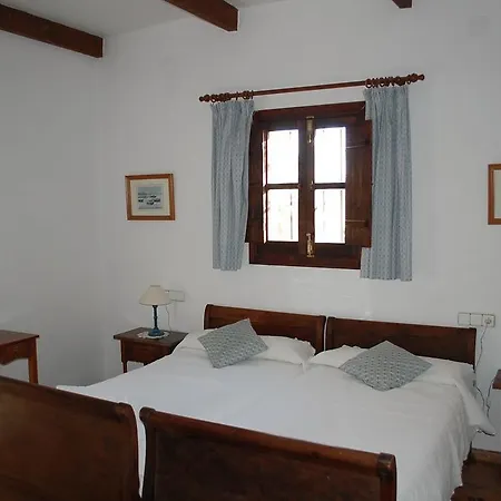 Hacienda Dos Olivos Country house *