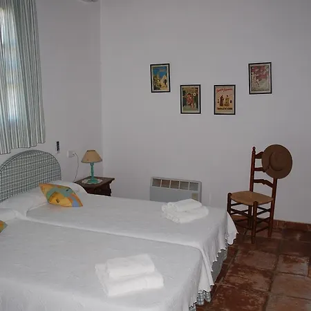 Country house Hacienda Dos Olivos *